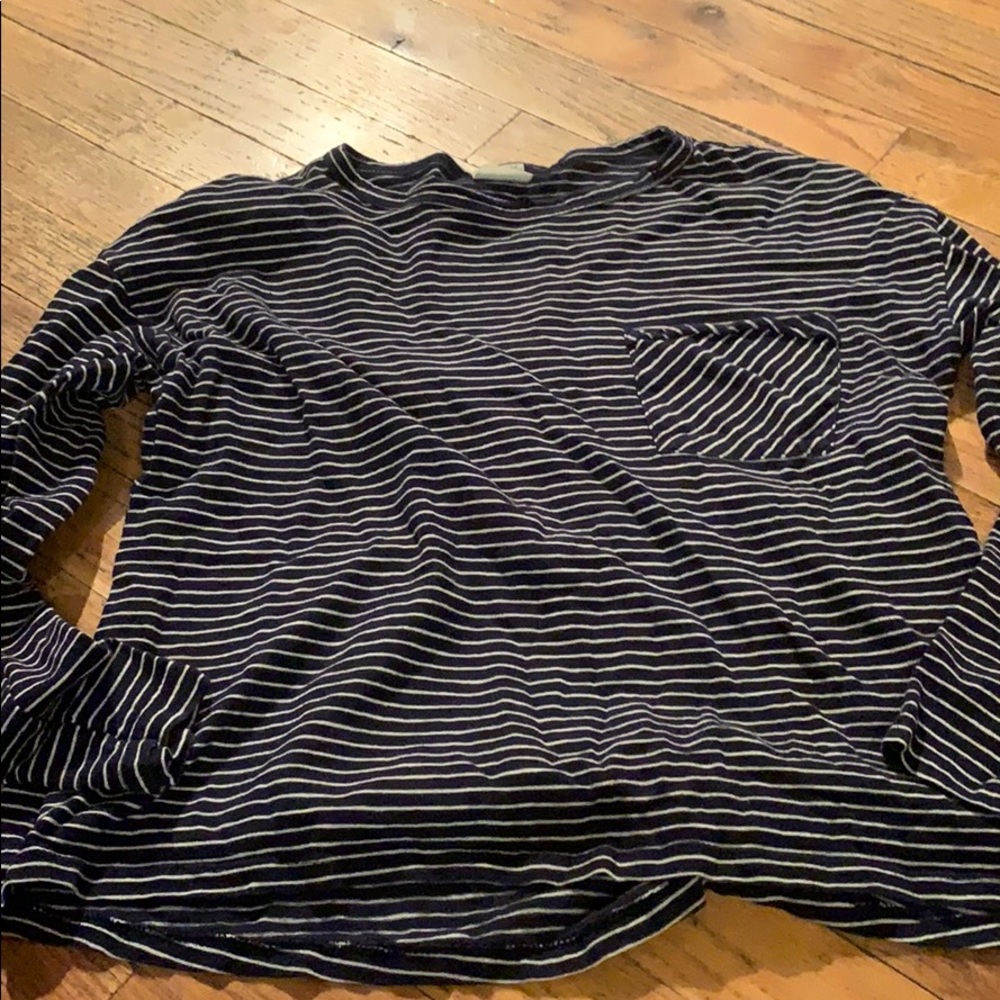 Long sleeve t shirt, blue/white striped,